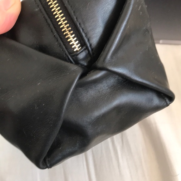 Leather pouch - Picture 2 of 3